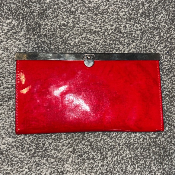 Red patent leather locket wallet never used - Picture 3 of 6